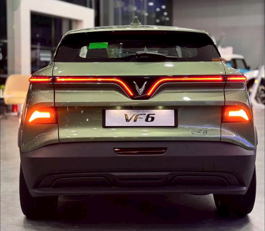 VinFast VF6 2025 trả trước từ 70tr nhận xe. Mua bán Ô tô tại Quận 4 Tp Hồ Chí Minh được đăng bởi Đặng Hoàng Long hình 3