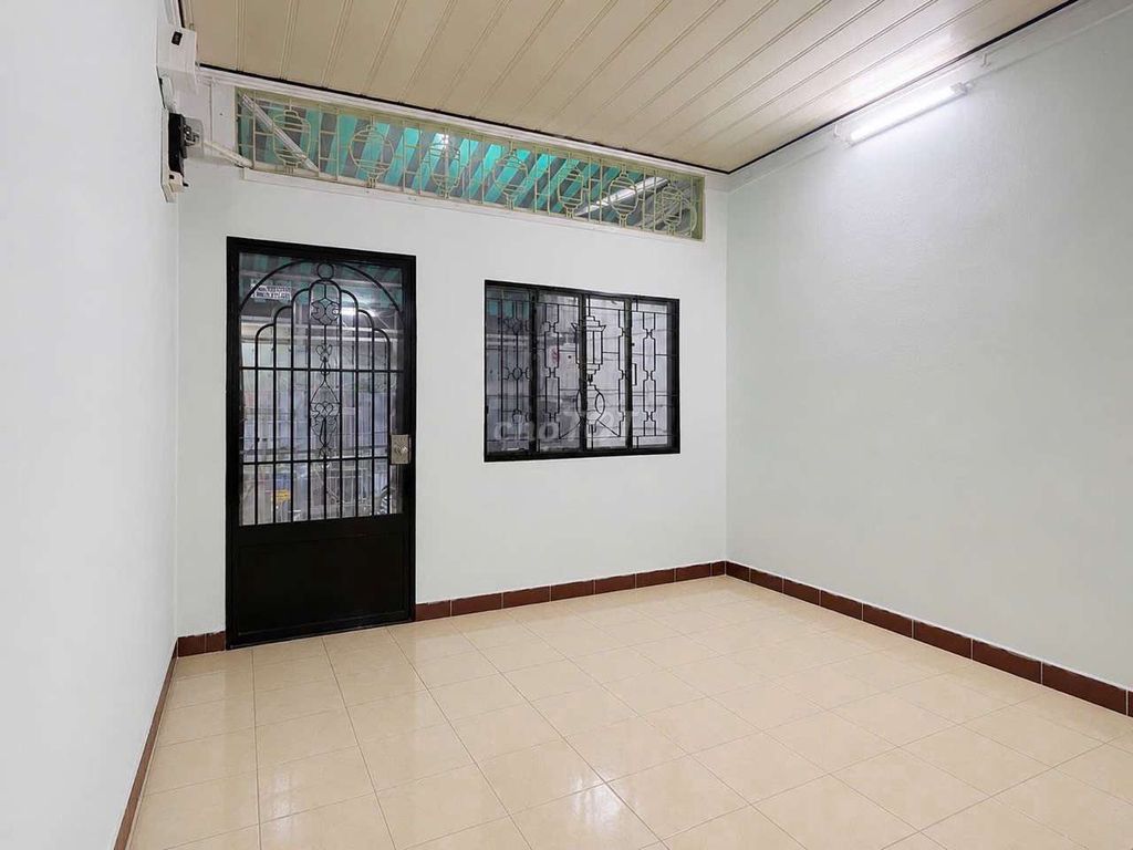 mình có 4 phòng cần cho thuê ở hồ thị kỷ 