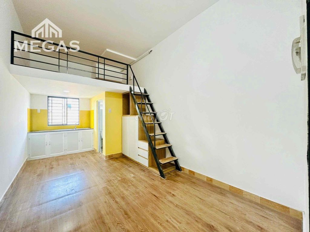 CHO THUÊ PHÒNG DUPLEX CỬA SỔ TRỜI NGAY TÔ HIỆU CÓ THANG MÁY GIÁ CỰC RẺ