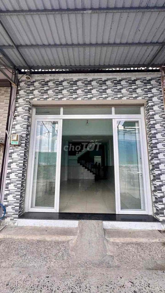 Rent · 2 bd · 65 м² · Huyện Hóc Môn