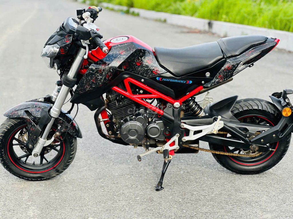 BENELI TNT 125 XE ĐẸP ZIN CHÍNH CHỦ. Mua bán Xe máy tại Quận Cầu Giấy Hà Nội được đăng bởi TUẤN MINH hình 3