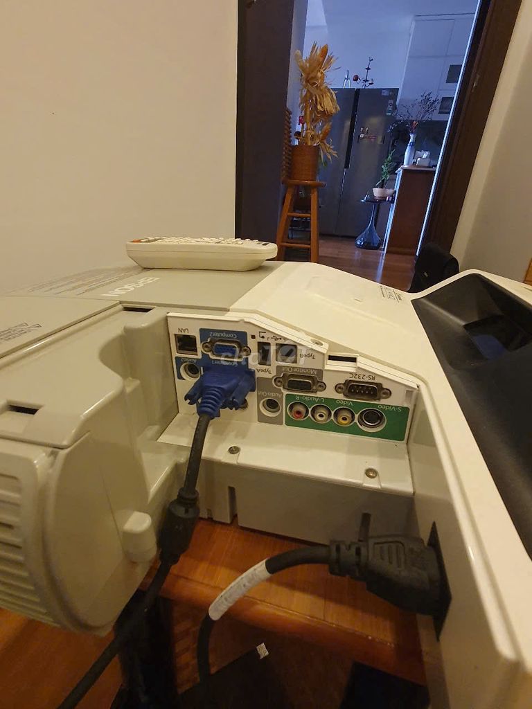 Thanh lý máy chiếu Epson