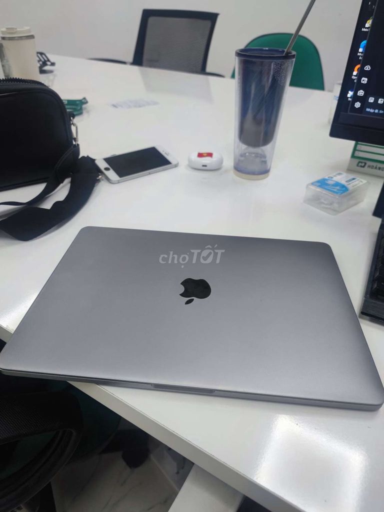 Apple MacBook Pro 2019 i5 128GB Xám. Mua bán Laptop tại Huyện Gia Lâm Hà Nội được đăng bởi Quân Dương Mạnh hình 1