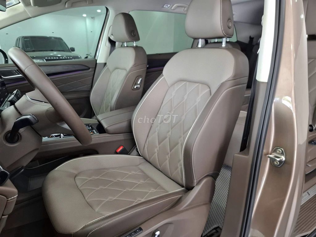 Volkswagen Viloran Luxury sx 2024 - 29000 km. Mua bán Ô tô tại Quận Tân Phú Tp Hồ Chí Minh được đăng bởi Phước Nguyễn hình 5