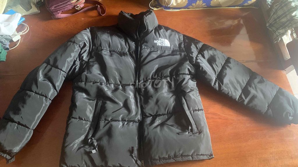 Pass áo phao TNF