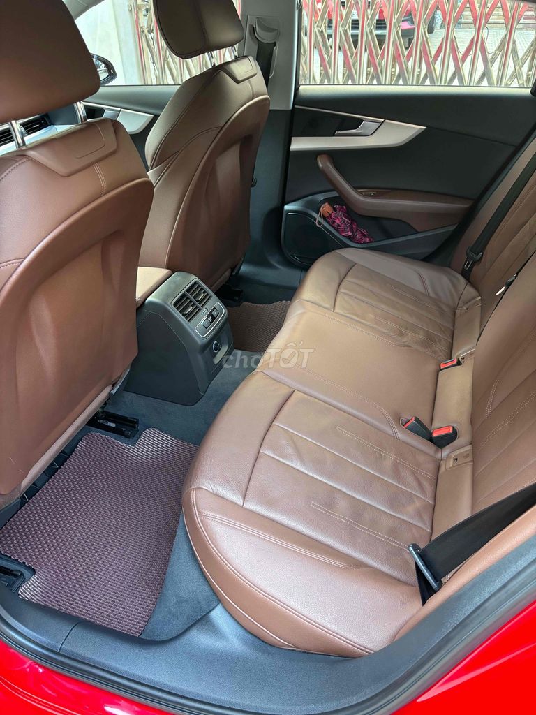 Audi A4 2016 2.0 TFSI - 29800 km. Mua bán Ô tô tại Quận Thanh Xuân Hà Nội được đăng bởi Tuấn Nguyễn hình 5