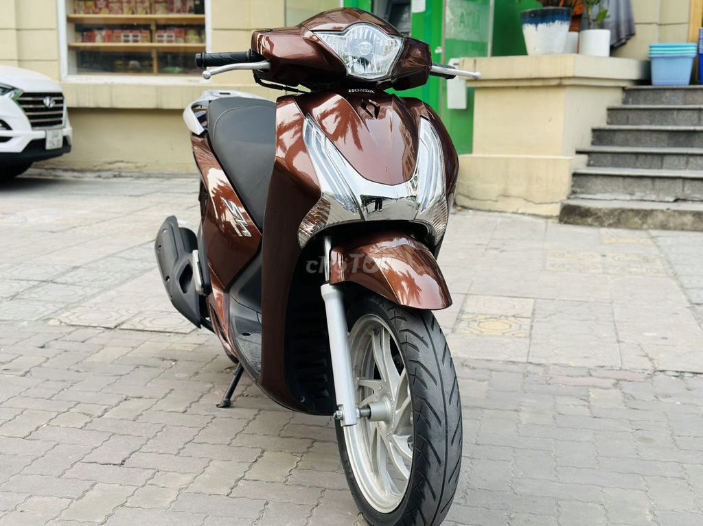 Honda SH коричневый 125fi, двигатель оригинал, один владелец, номер 29