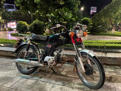 Xe tốt máy khô ráo hơi 100 có nút bấm Đề. Mua bán Xe máy tại Thành phố Quảng Ngãi Quảng Ngãi được đăng bởi Hàng Chính Hãng