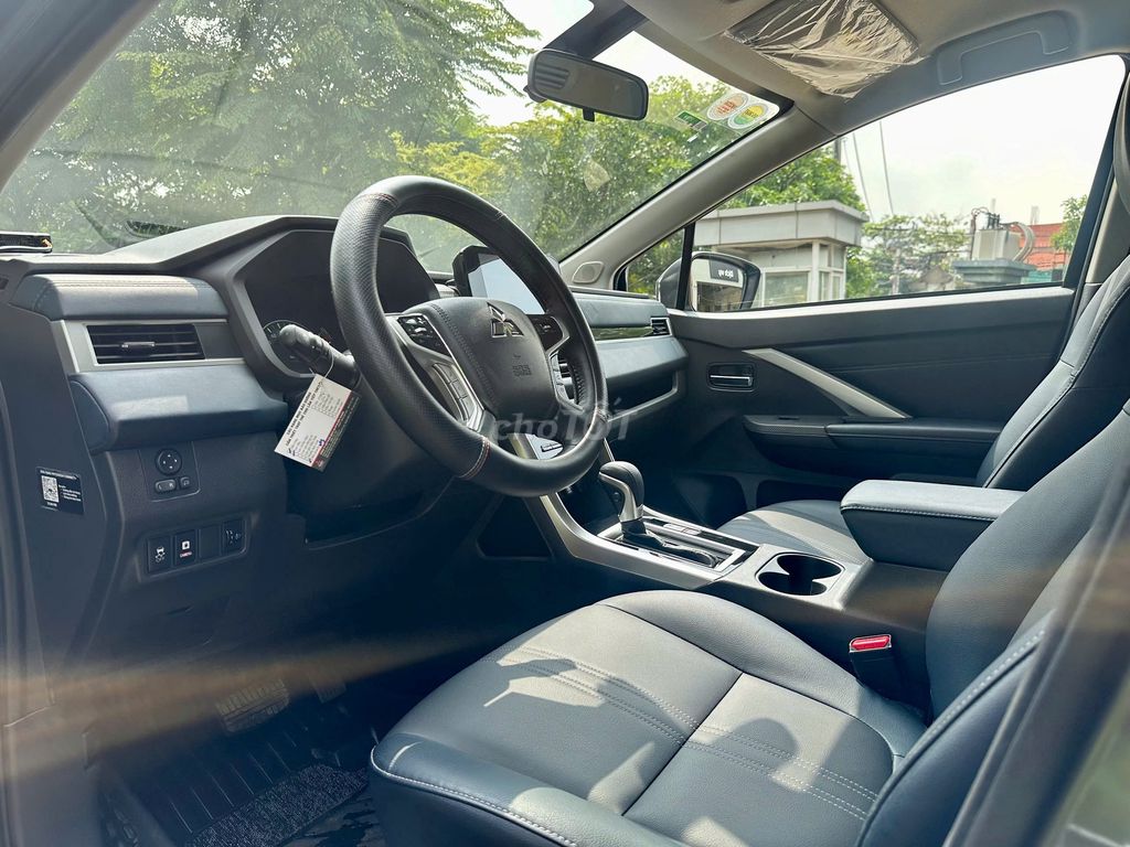 Xpander Cross 2024 màu Nâu ODO 4v5 Có Trả Góp. Mua bán Ô tô tại Quận 10 Tp Hồ Chí Minh được đăng bởi Nam Huỳnh hình 8