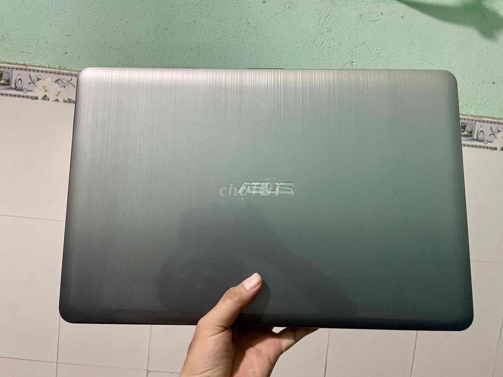 Asus i3 6th 160GB SSD Xám. Mua bán Laptop tại Thị xã Tân Uyên Bình Dương được đăng bởi Vàng Trương hình 1