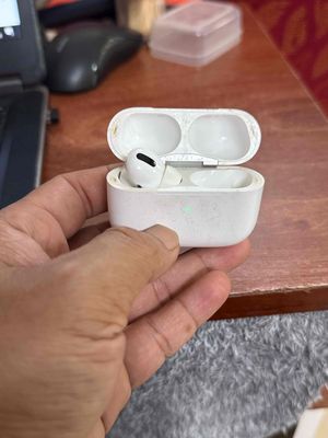 bán hộp airpods  pro mất 1 tai, và một tai khác. Mua bán Tivi, Âm thanh tại Quận 11 Tp Hồ Chí Minh được đăng bởi vũ