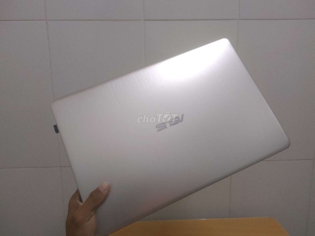 Asus S510u i5 8250U 8GB VGA rời 940MX. Mua bán Laptop tại Thành phố Bạc Liêu Bạc Liêu được đăng bởi Chánh hình 1