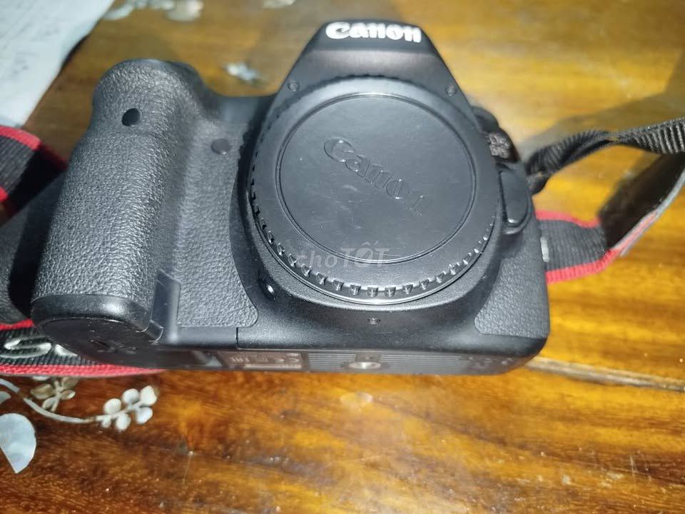 Máy ảnh Canon EOS 6D Đen. Mua bán Máy ảnh, Máy quay tại Thành phố Nha Trang Khánh Hòa được đăng bởi Daniel Phan hình 1