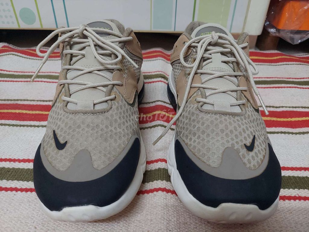 Giày thể thao hiệu Nike Unisex size 43. Mua bán Giày dép tại Quận 4 Tp Hồ Chí Minh được đăng bởi Bảo Thanh Collection hình 1