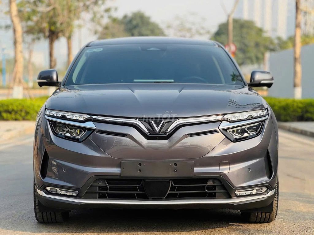 VinFast VF8 2023 Eco - Màu Xám - Pin CATL. Mua bán Ô tô tại Quận Hai Bà Trưng Hà Nội được đăng bởi Vinfast Ocean Park Gia Lâm Hà Nội hình 2