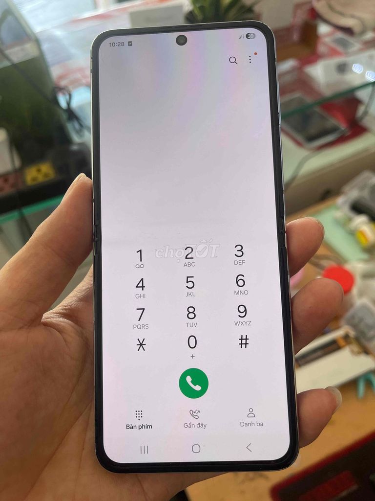Samsung Galaxy Z Flip 5 Bạc. Mua bán Điện thoại tại Quận Liên Chiểu Đà Nẵng được đăng bởi Quách Tĩnh hình 1