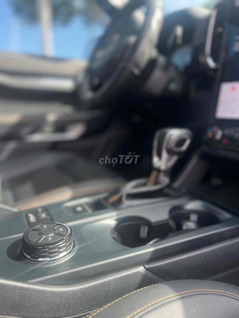 Ford Ranger Wildtrak 2024 4X4 AT - 38.000km - Hãng. Mua bán Ô tô tại Quận Cái Răng Cần Thơ được đăng bởi Xe Hơi Cần Thơ hình 9