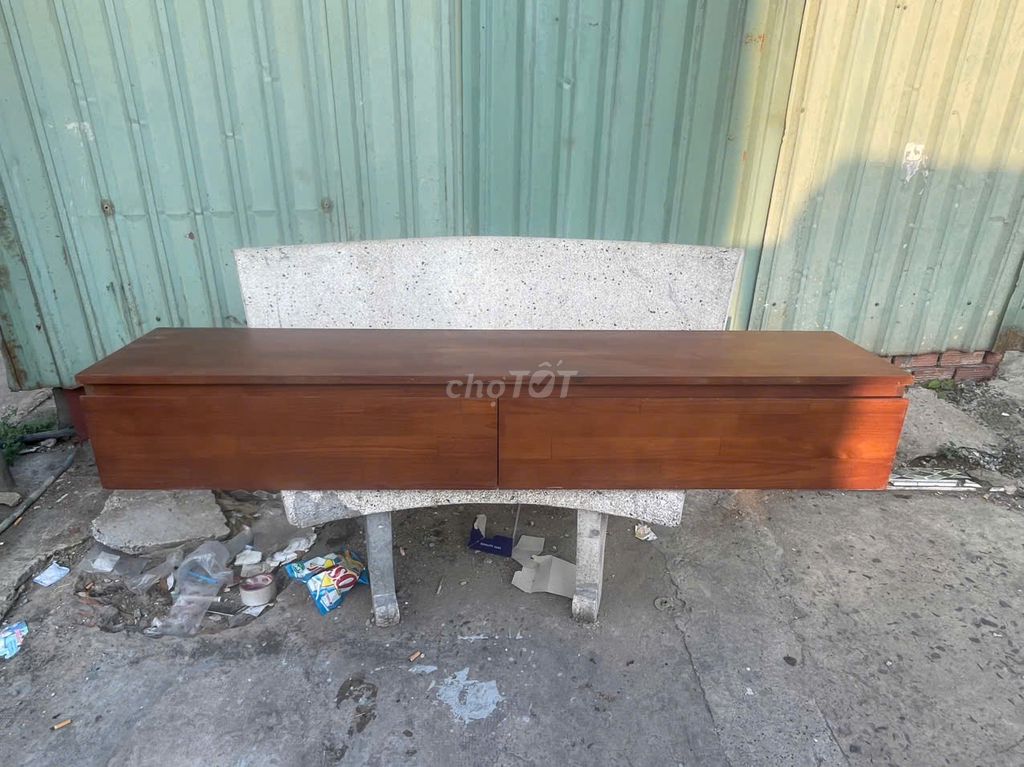 Kệ tivi gỗ tự nhiên treo tường 1m60. Mua bán Tủ, kệ gia đình tại Quận Bình Tân Tp Hồ Chí Minh được đăng bởi HÀNG THANH LÝ NỘI THẤT 268 hình 1