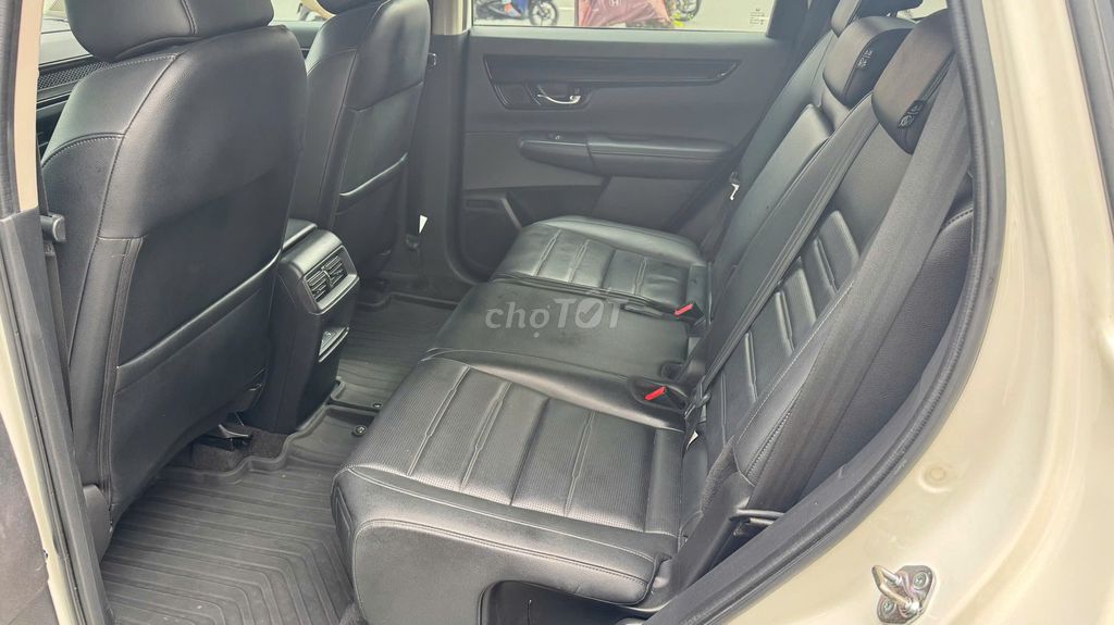 Honda CR V 2024 L - 42000 km, THƯƠNG LƯỢNG. Mua bán Ô tô tại Quận Tân Bình Tp Hồ Chí Minh được đăng bởi Nguyễn Ngọc Thùy Trang hình 6