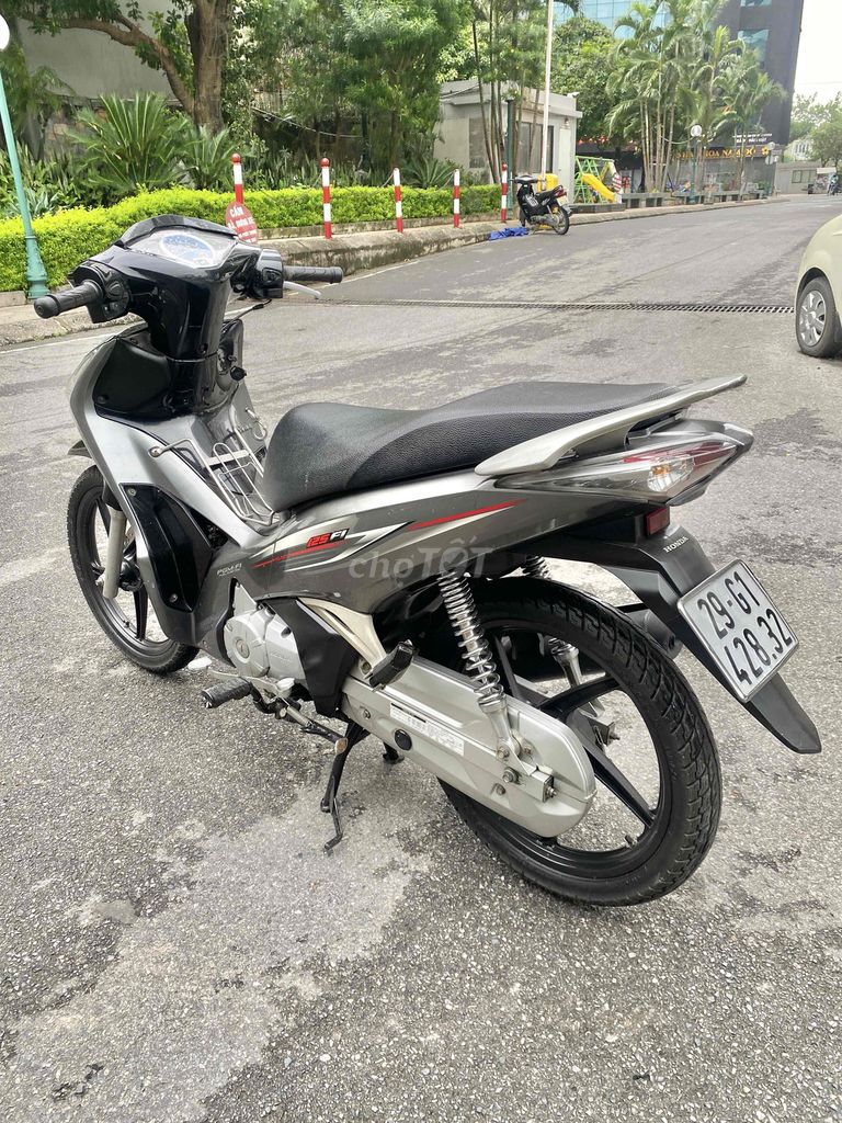 Honda Future 2014!! 125cc - hơi khoẻ - máy zin êm. Mua bán Xe máy tại Quận Hoàng Mai Hà Nội được đăng bởi Xe Máy Quân Oanh  hình 4