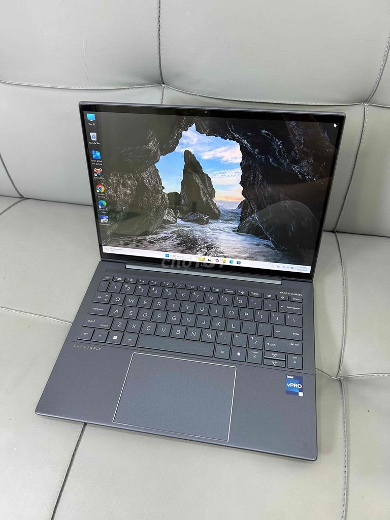 HP Dragonfly G4 i7-1365U Ram 32G SSD 256G touch. Mua bán Laptop tại Quận Tân Bình Tp Hồ Chí Minh được đăng bởi Laptop YG hình 1