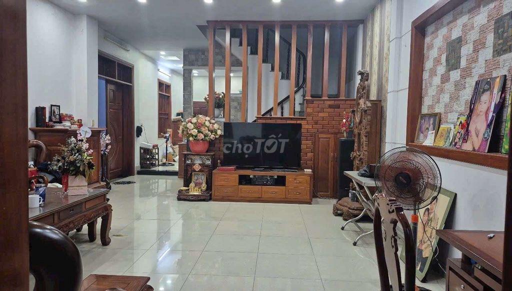 Biệt thự đẳng cấp, 10x21m, cầu vượt Gò Dưa, Tam Bình,  nhỉnh 15 tỷ.. Mua bán nhà ở tại Thành phố Thủ Đức Tp Hồ Chí Minh được đăng bởi nguyễn thị chúc hình 2