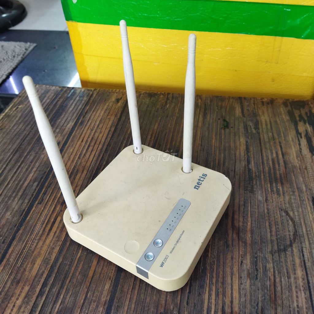 Phát wifi Netis WF2003 tốc độ 300mbps xuyên tường.