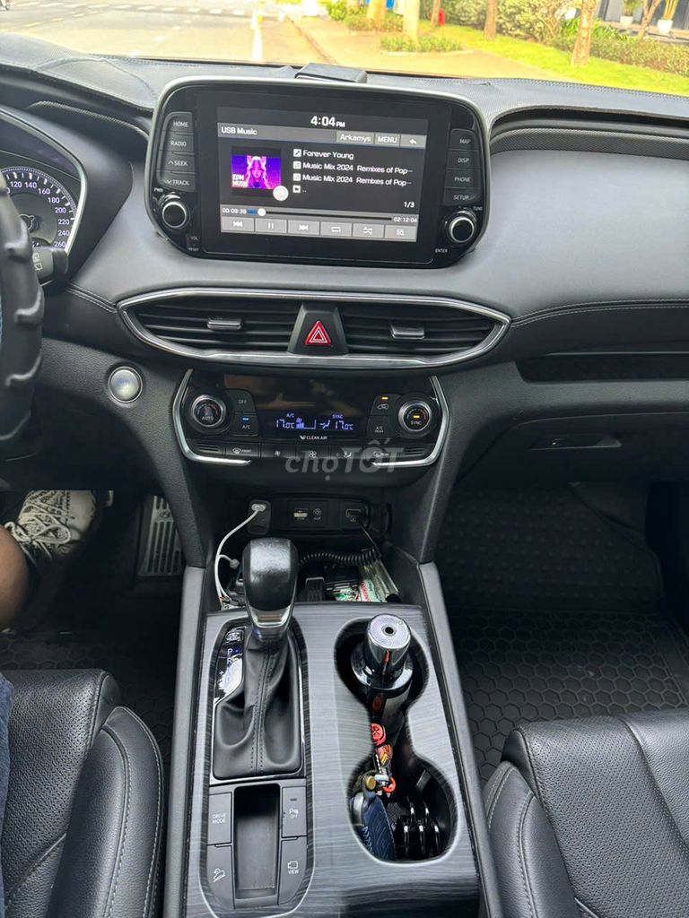 ❤️  BÁN Hyundai Santa Fe Trắng - 2.2L Dầu. Mua bán Ô tô tại Quận 7 Tp Hồ Chí Minh được đăng bởi Tri Mercedes DNZ hình 9