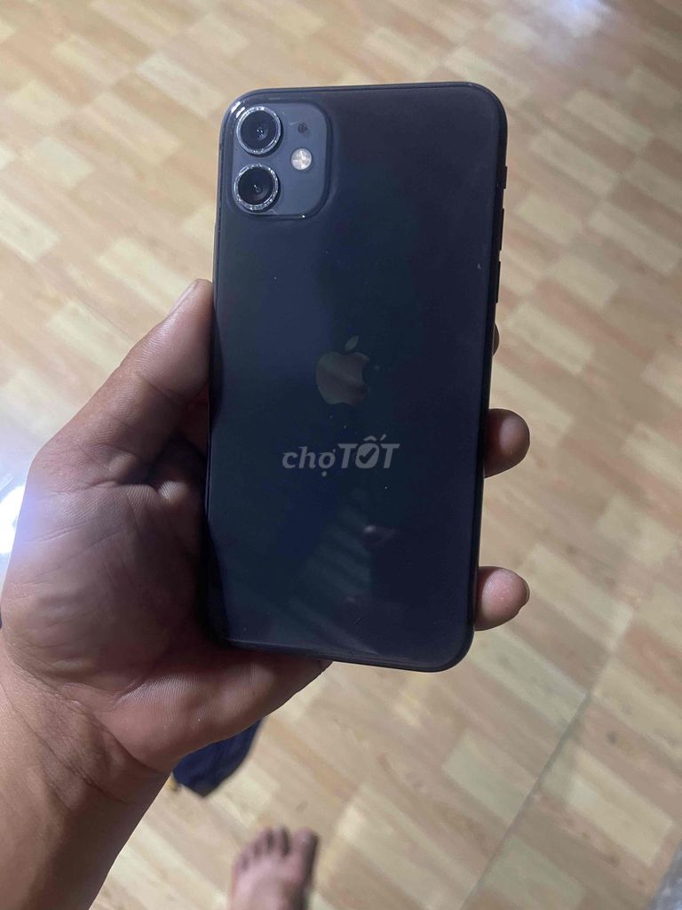Apple iPhone 11 64GB Đen Quốc tế. Mua bán Điện thoại tại Huyện U Minh Cà Mau được đăng bởi Long hình 1