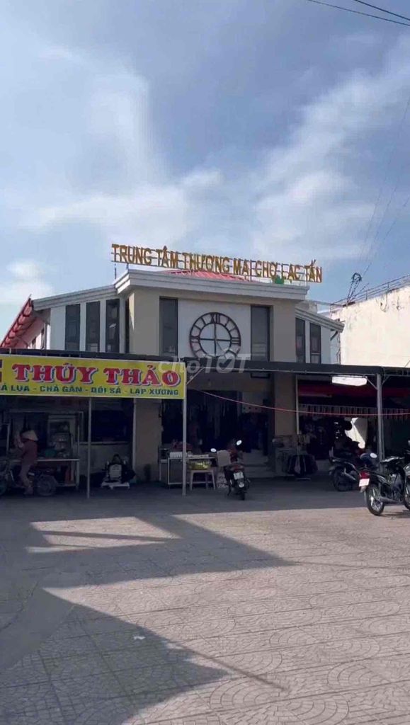 Bán đất rẻ 423 m2 full thổ cư ngay trung tâm thương mại tỉnh Long An. Mua bán đất tại Huyện Tân Trụ Long An được đăng bởi THANH TÙNG hình 3