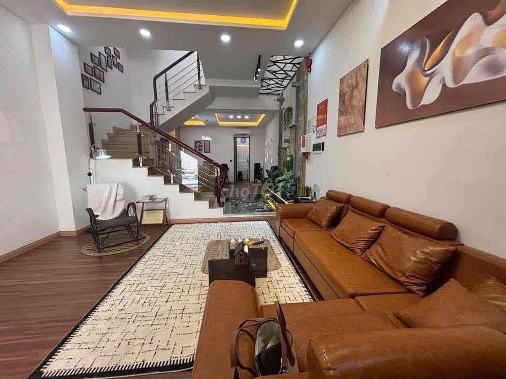Аренда · 4 комн. · 100 м² · Quận Sơn Trà, ул. Đường An Nhơn 1