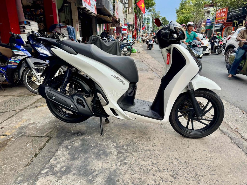 🟢🟢 SH 125 trắng đen 2015 xe đẹp chính  chủ có góp. Mua bán Xe máy tại Thành phố Biên Hòa Đồng Nai được đăng bởi XE MÁY CŨ THÀNH MỸ  hình 2