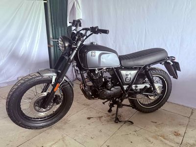 Brixton 150cc mầu xám bạc. máy mạnh,êm bốc. Mua bán Xe máy tại Quận Cầu Giấy Hà Nội được đăng bởi Mr Dung