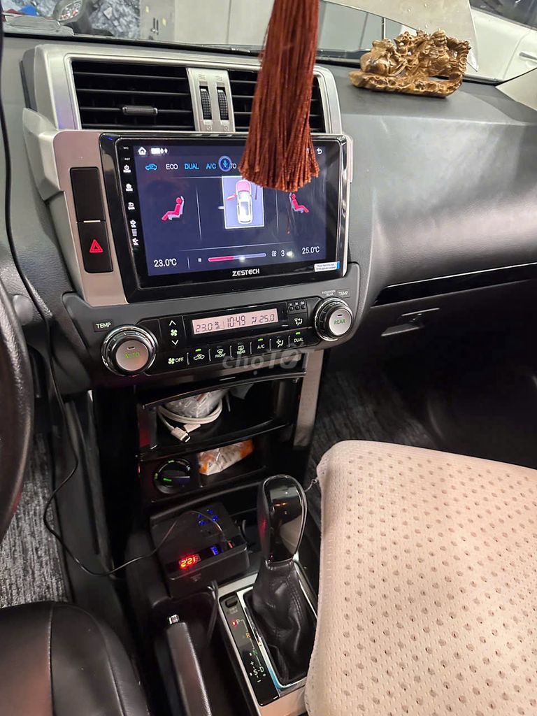 Toyota Land Cruiser Prado 2016 TXL 2.7L 13 vạn Km. Mua bán Ô tô tại Quận Bắc Từ Liêm Hà Nội được đăng bởi Viet Auto hình 6