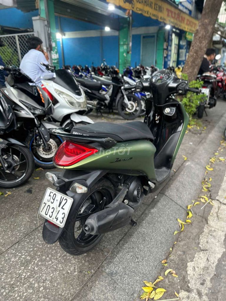 Janus khóa smartkey 2018 mới 90% Bstp chính chủ. Mua bán Xe máy tại Quận Tân Phú Tp Hồ Chí Minh được đăng bởi Tuanduy hình 3