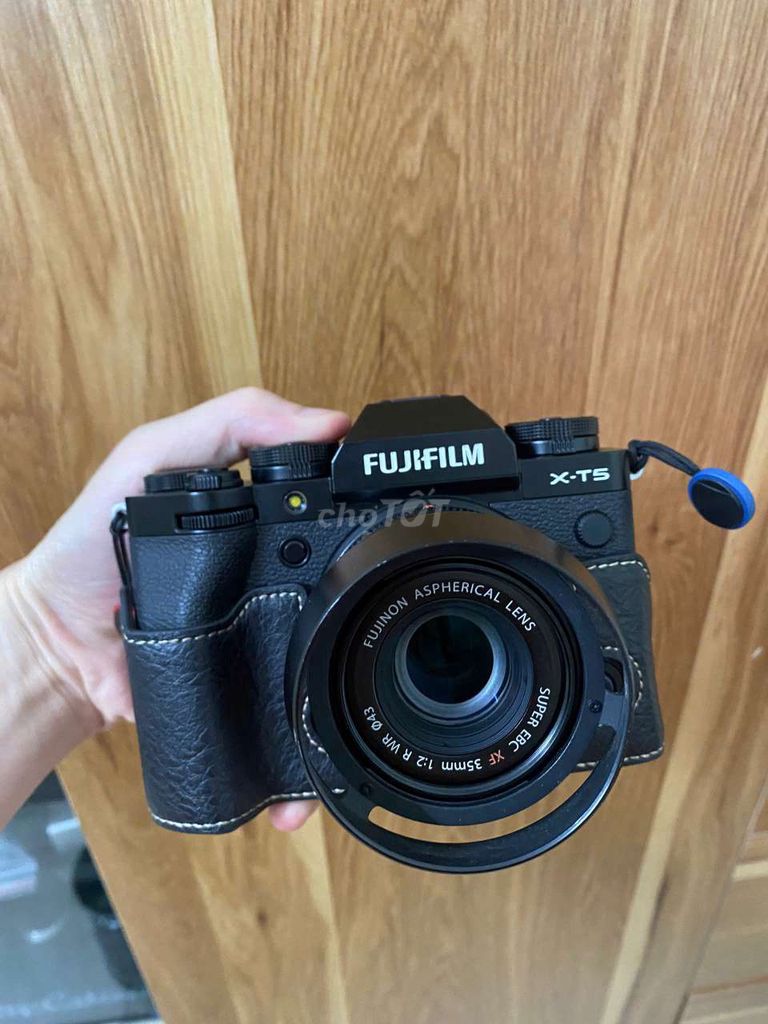  Fujifilm X-T5 kèm lens xf 35mm f2. Mua bán Máy ảnh, Máy quay tại Quận Hoàng Mai Hà Nội được đăng bởi Quyết hình 1