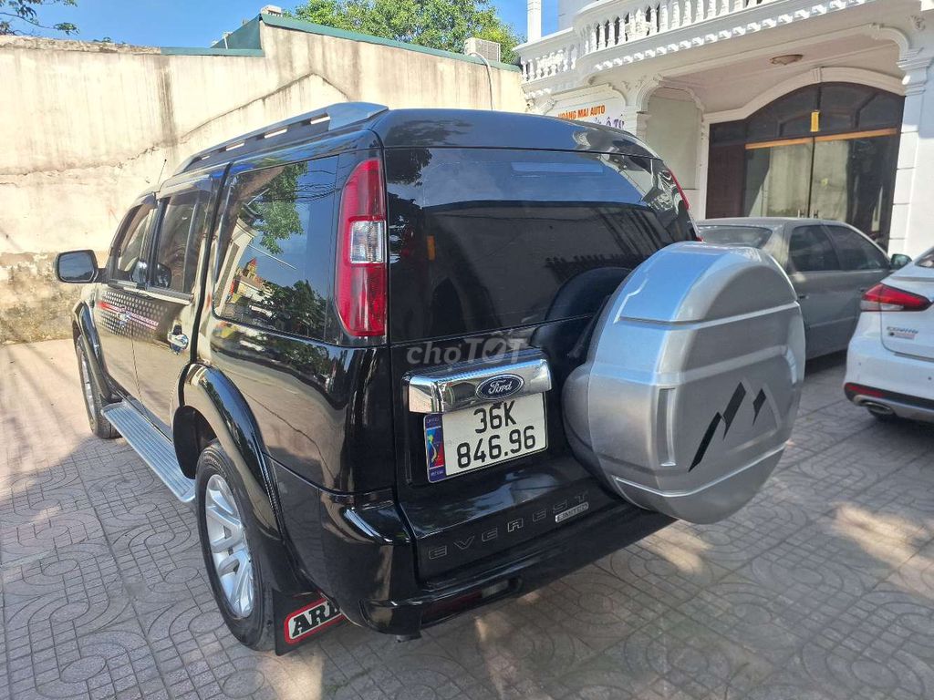 Ford Everest 2014 Đen. Mua bán Ô tô tại Thị xã Hoàng Mai Nghệ An được đăng bởi Nguyễn cảnh luận hình 1