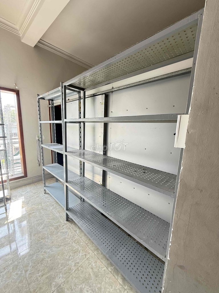 Kệ sắt 5 tầng màu Xám. Mua bán Tủ, kệ gia đình tại Thành phố Thủ Đức Tp Hồ Chí Minh được đăng bởi Vi Văn Vỹ hình 1