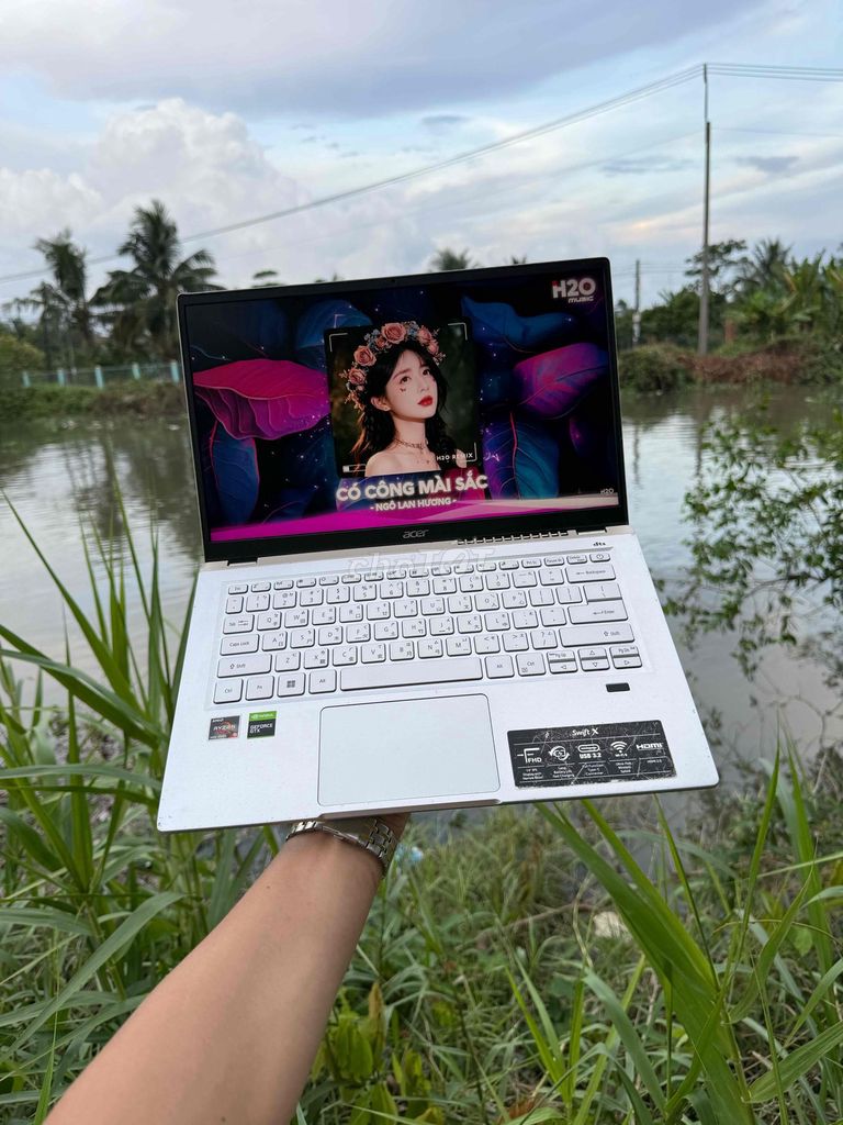 Acer Swift SFX14-41G Ryzen 5 14 inch 16GB/512GB. Mua bán Laptop tại Thành phố Vĩnh Long Vĩnh Long được đăng bởi Ngà Trần hình 1