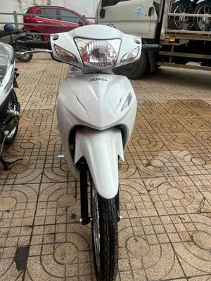 Honda Wave Alpha 110 Trắng