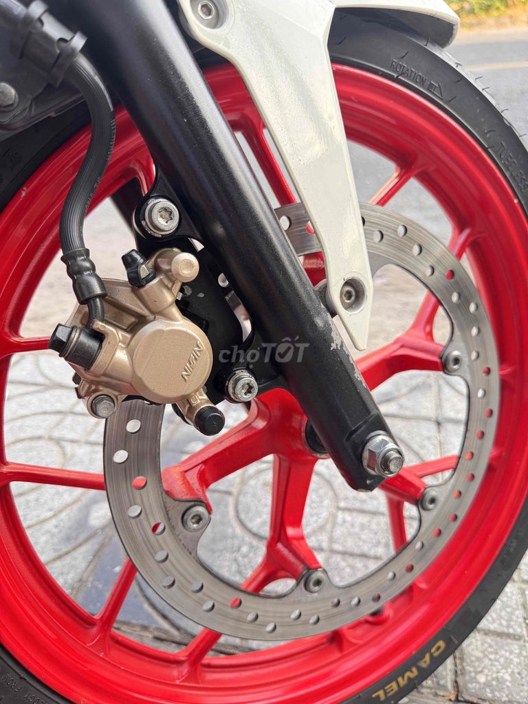 Sonic odo thấp ,chính chủ ,xe trùm mền. Mua bán Xe máy tại Thành phố Rạch Giá Kiên Giang được đăng bởi Nam 315 Mac Cuu hình 8