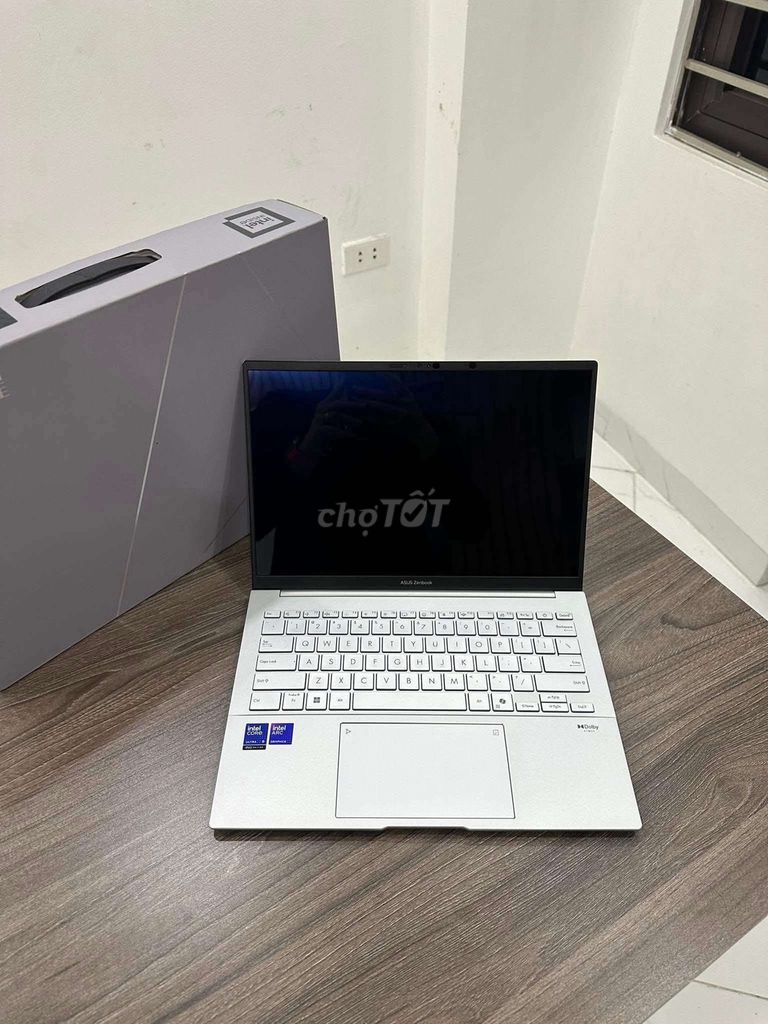 Zenbook Ultra 9 285H Ram 32G Màn 2.8K OLED 120HZ. Mua bán Laptop tại Quận Cầu Giấy Hà Nội được đăng bởi Minh Quân PC hình 1