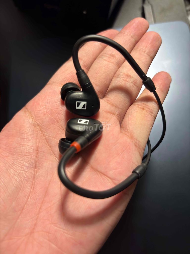 Tai nghe Sennheiser IE 100 PRO Đen. Mua bán Tivi, Âm thanh tại Quận Phú Nhuận Tp Hồ Chí Minh được đăng bởi Criss Anh Tú (CRISS ANH TÚ) hình 1