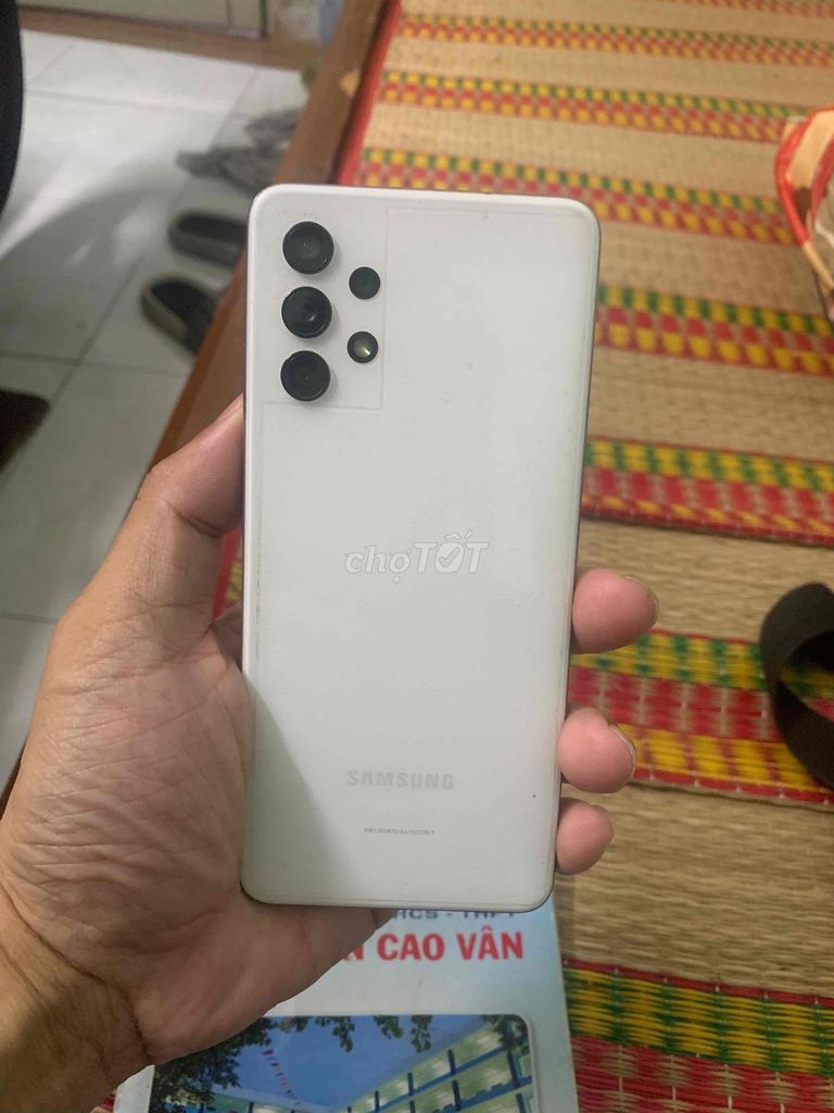 Samsung Galaxy Trắng Màn hình sắc nét. Mua bán Điện thoại tại Thành phố Vũng Tàu Bà Rịa - Vũng Tàu được đăng bởi Thanh Nguyenla hình 1