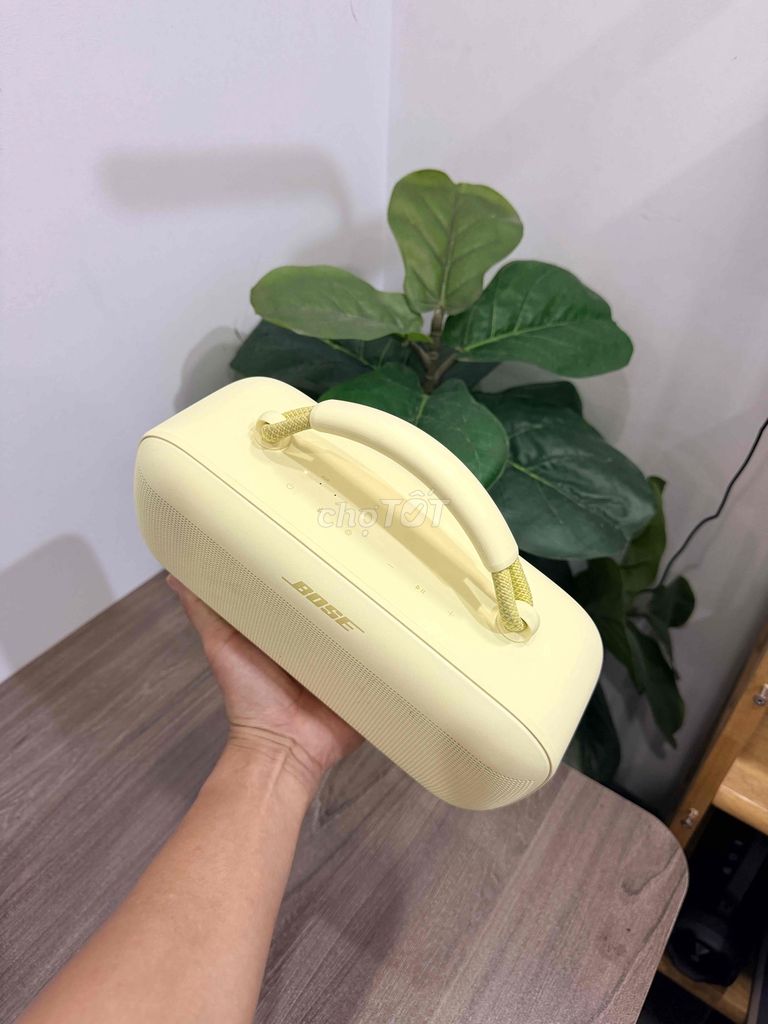 Loa Bose Soundlink Max Vàng chanh. Mua bán Tivi, Âm thanh tại Quận Liên Chiểu Đà Nẵng được đăng bởi Tuấn Lĩnh hình 1