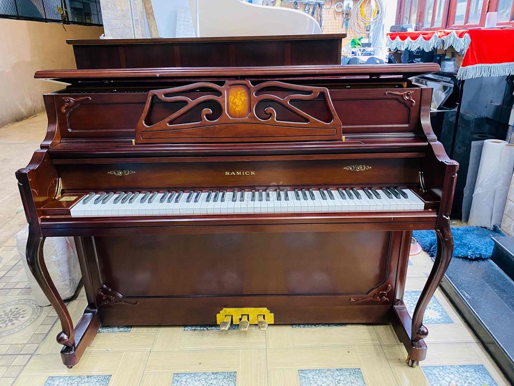 piano cơ Uprigh Samick SC230C thương hiệu châu âu