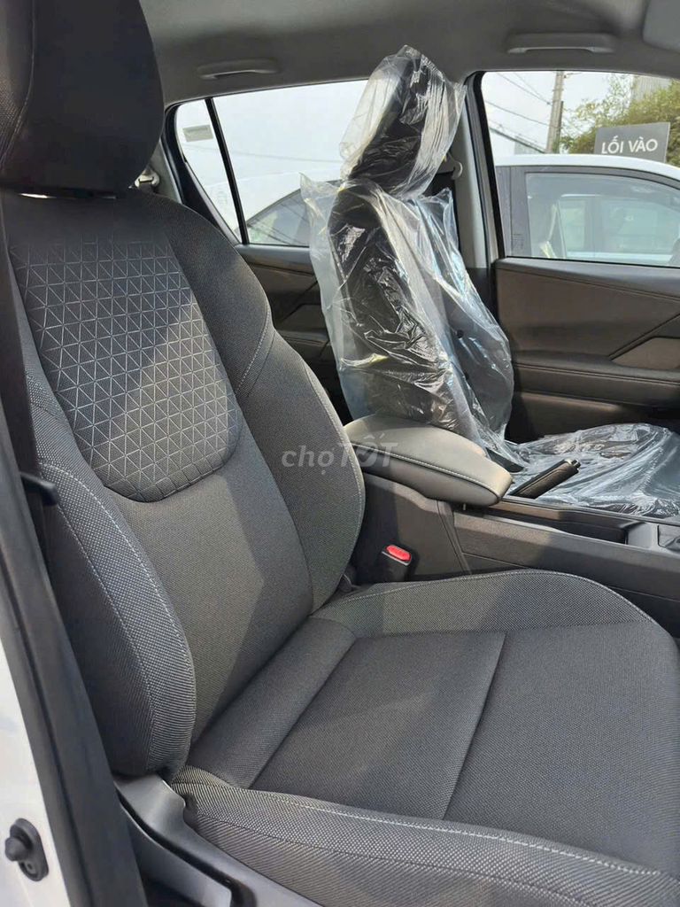 Toyota Hilux 2026 photo 4