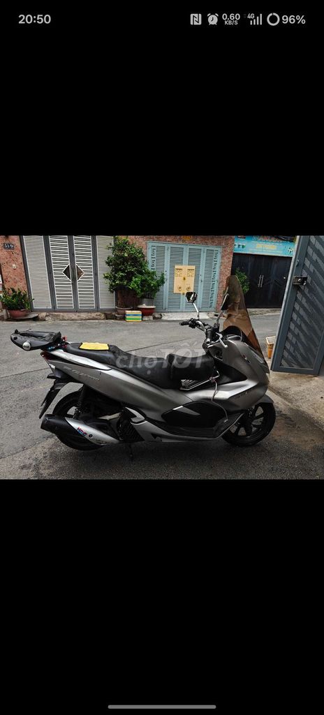 Honda PCX150 2018 Bạc 24.000km. Mua bán Xe máy tại Quận Tân Bình Tp Hồ Chí Minh được đăng bởi Hien Trinh hình 3