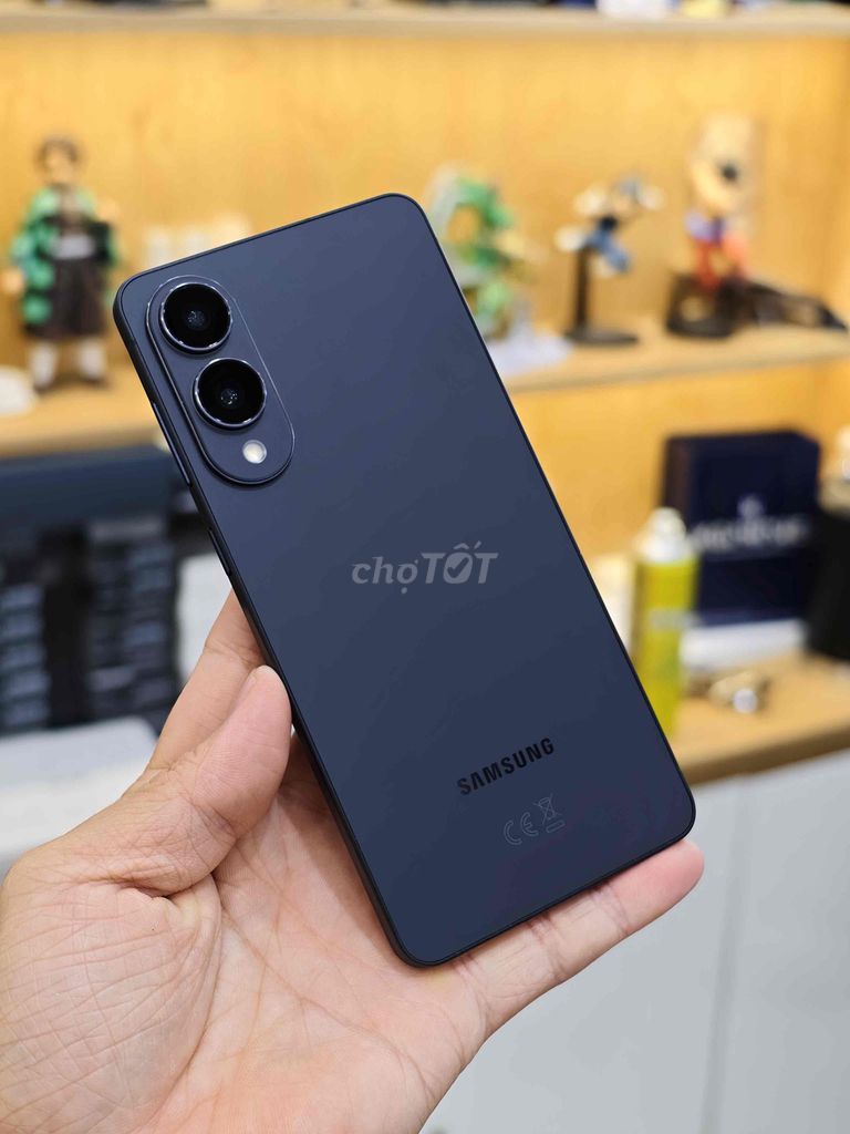Samsung S25 EDGE 12GB 256GB Đen 2 Sim. Mua bán Điện thoại tại Quận 10 Tp Hồ Chí Minh được đăng bởi Khánh Trần hình 1
