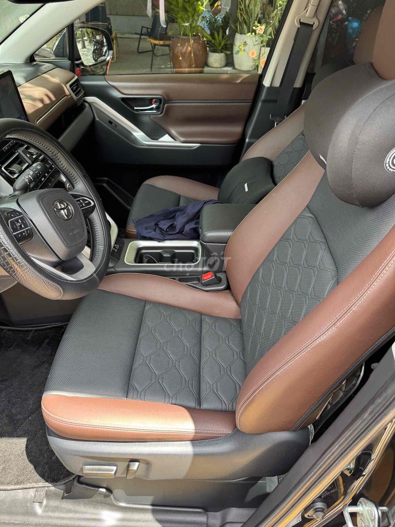 Toyota Innova Cross 2.0 2025 - 5000km xe siêu lươt. Mua bán Ô tô tại Quận Tân Phú Tp Hồ Chí Minh được đăng bởi TRƯƠNG THANH TUYỀN hình 3